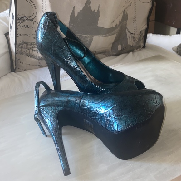 Green mermaid high heels - Picture 2 of 2